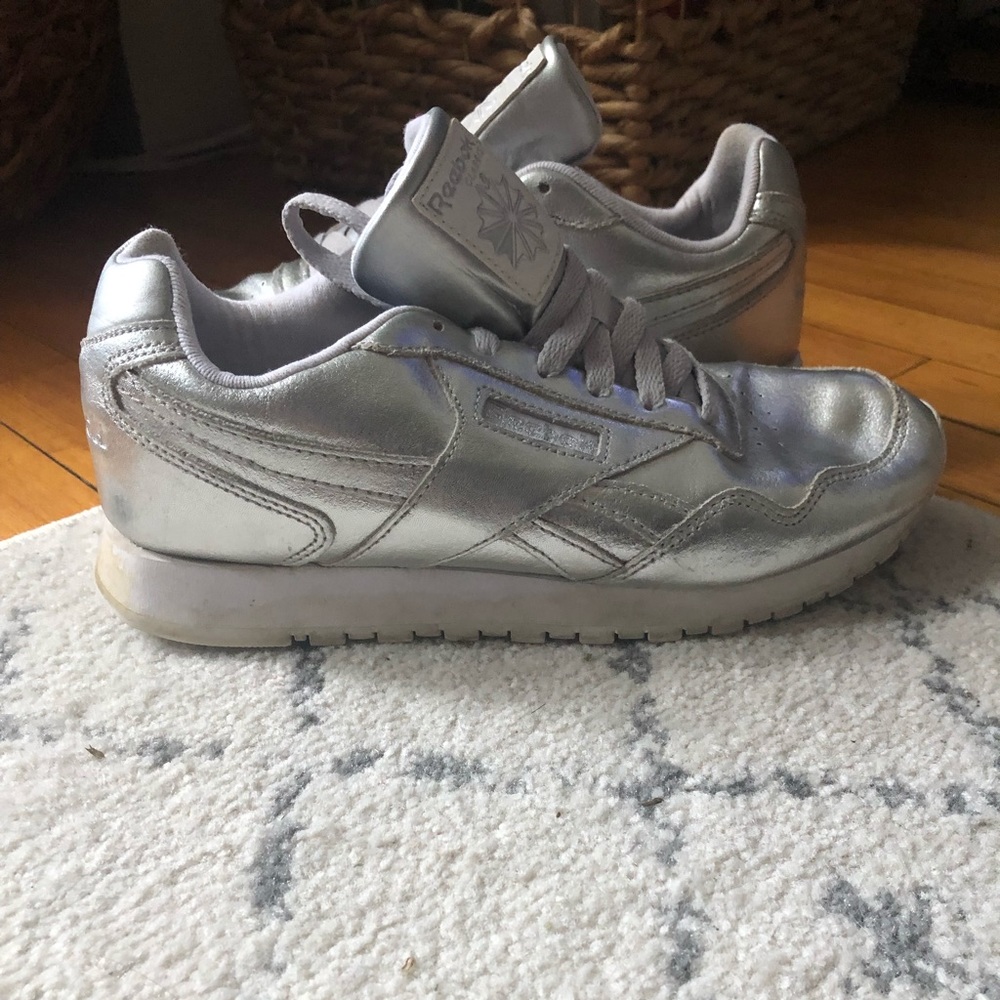 Metallic Silver Classic Reebok 8.5
